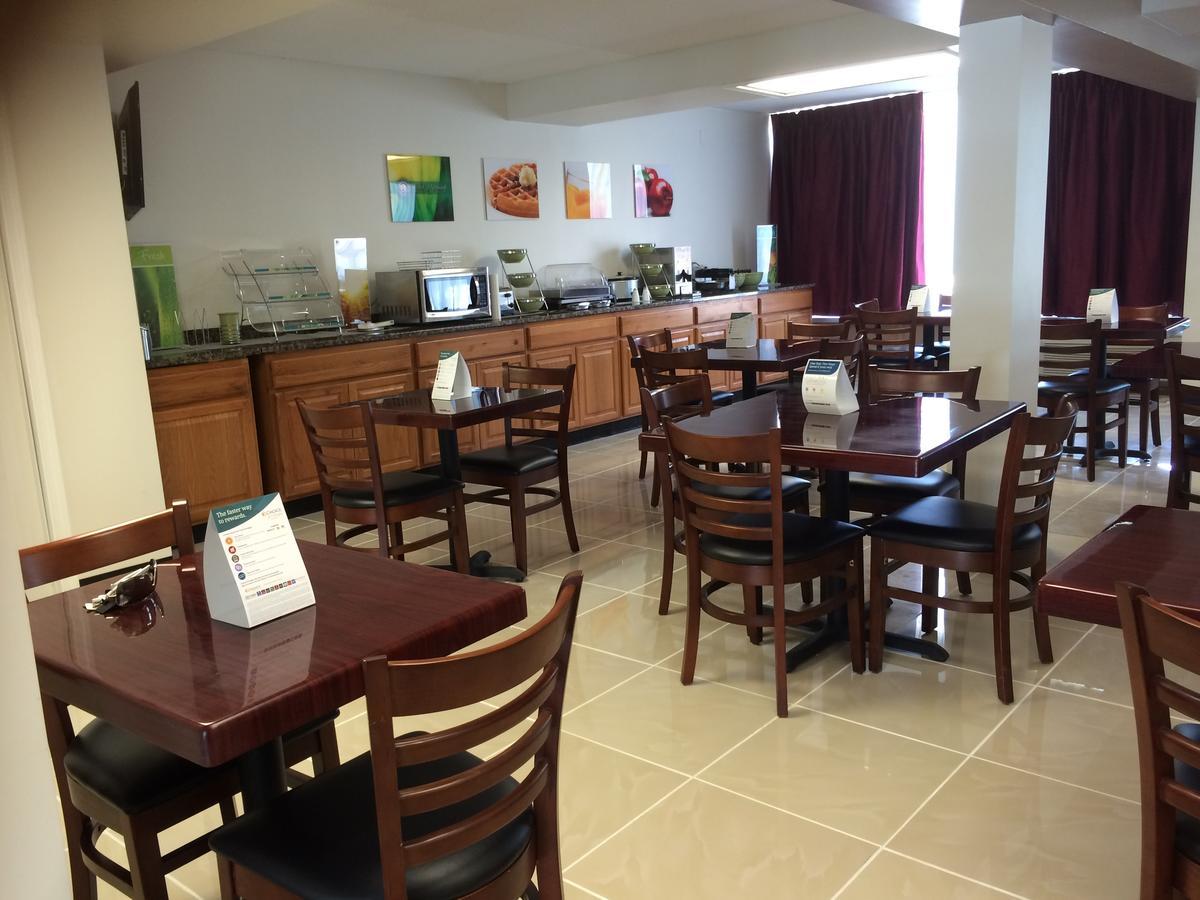 Days Inn By Wyndham Hartsfield Jackson Atlanta Airport West College Park Extérieur photo