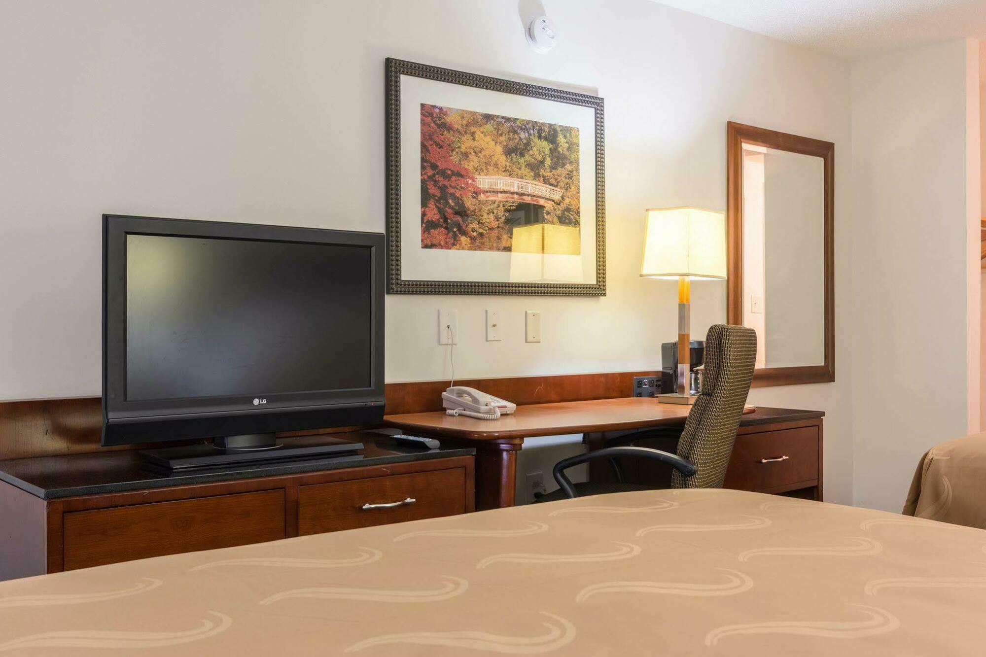 Days Inn By Wyndham Hartsfield Jackson Atlanta Airport West College Park Extérieur photo